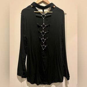 Cut Out O-Ring Back Buttoned Up Shirt